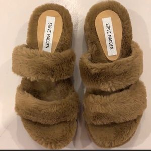 Steve Madden Sandals ✨ REPOSH